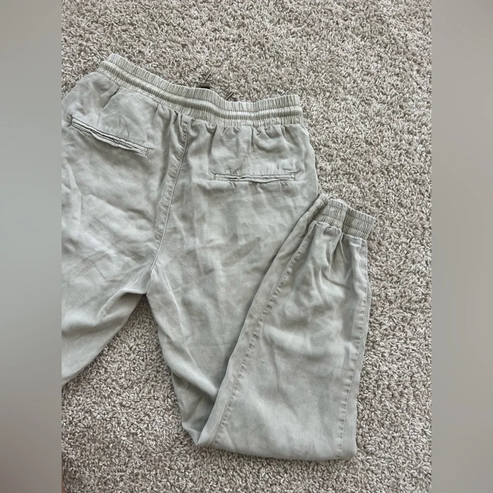 Zara pants - Picture 3 of 4
